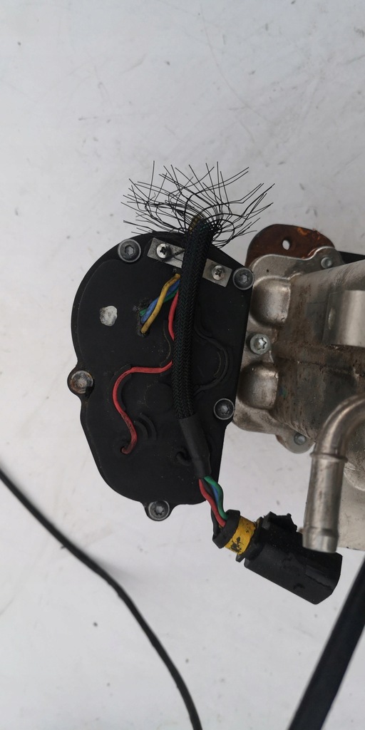 фото №5, Радіатор вихлопних газів egr оригінал 04b131512b