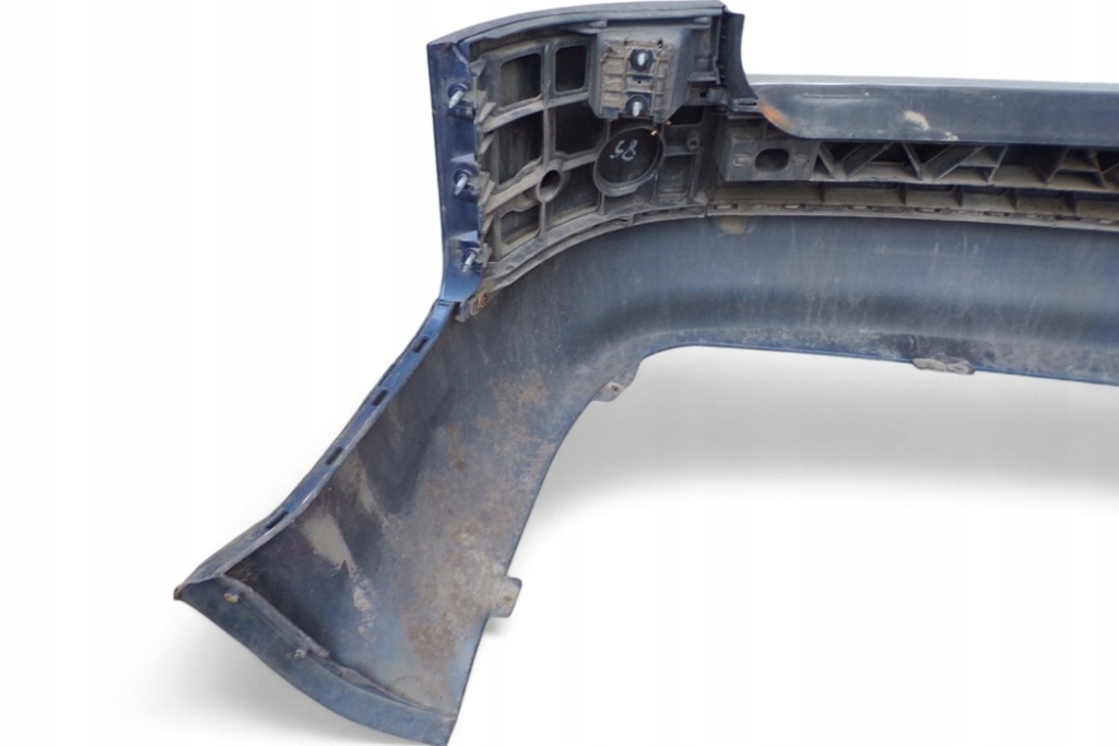 Купити Бампер задній audi a4 avant 8e5, b6 8e9807521 1.6l бензиновий 75kw 2004