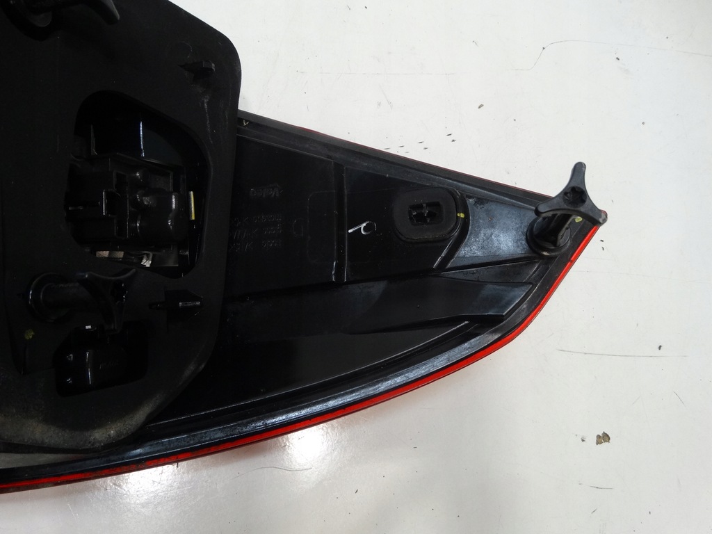 фото №13, Лампа правый задняя renault laguna iii kombi 2010r.