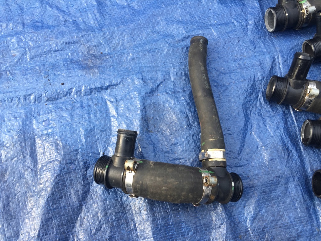 Купить Dodge ram promaster 3.6 18 19 20 21 22 23 трубка шланг воды жидкость тройник