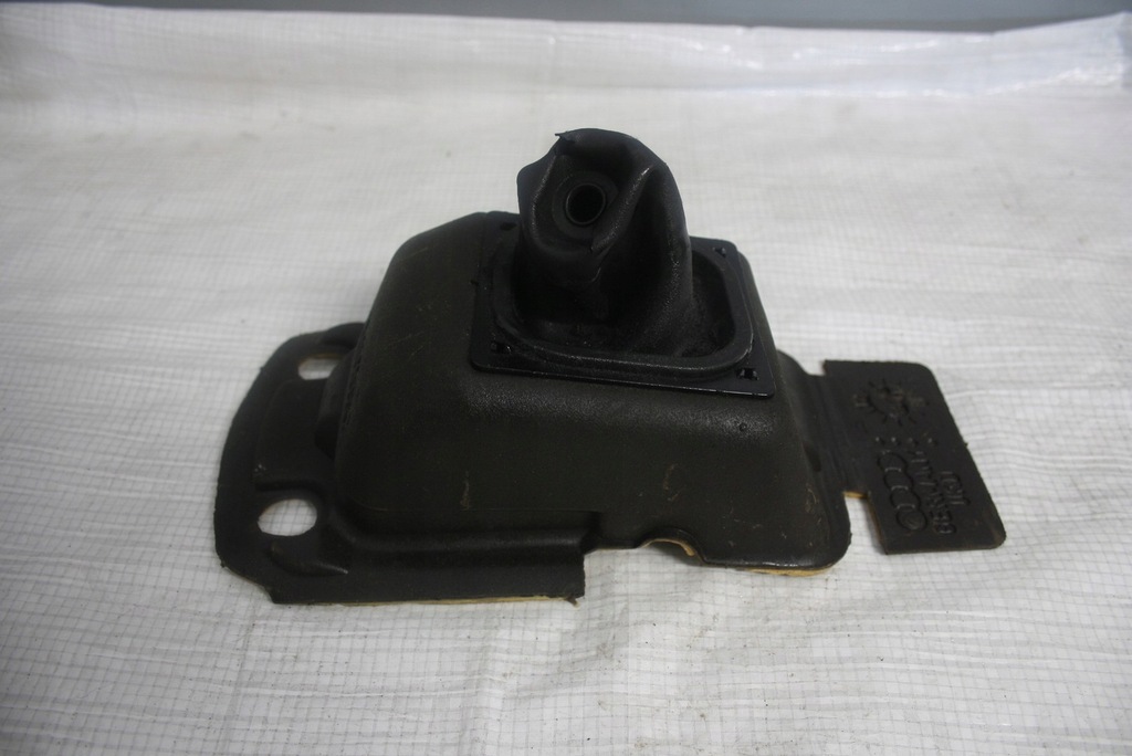 фото №14, Шумоизоляция выборщик audi a3 8l fl hb 8l0863875c