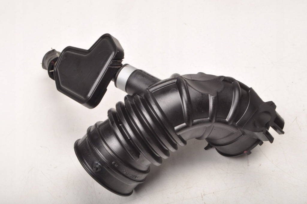 фото №1, Clio v arkana captur 1.6 e-tech труба шланг wąż повітря 21r 165781543r