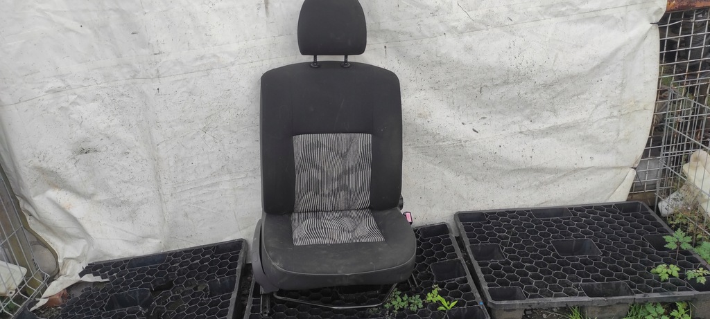 фото №7, Сиденье левый правый euro заднее сиденье задняя ремни dacia sandero i 08- poznań