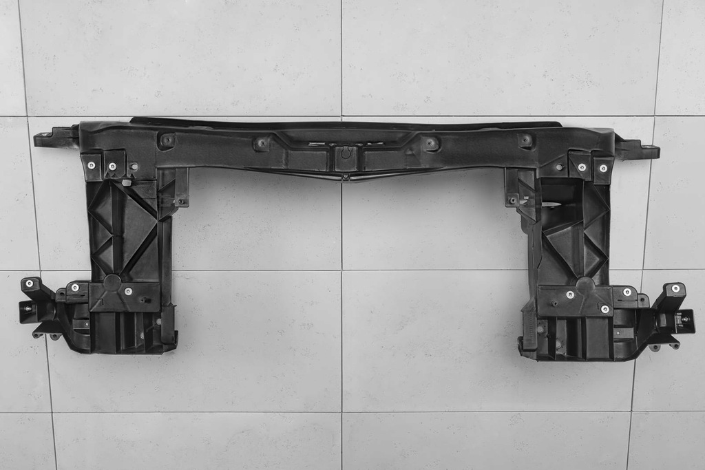 фото №2, Vw crafter 2e 2f 2005-2017 pas передній 2e0805591