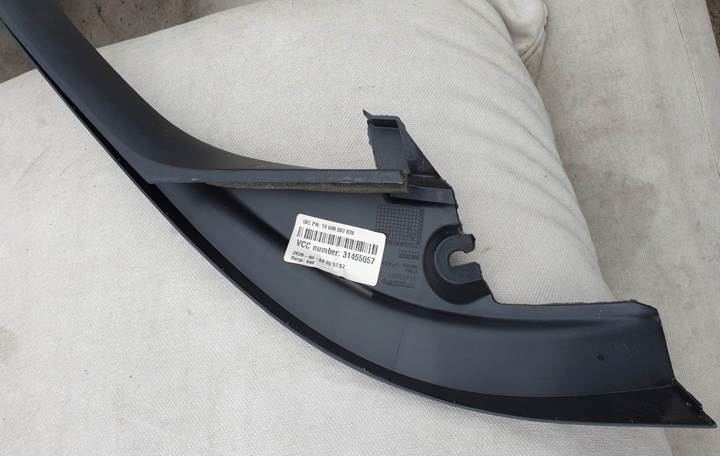 фото №7, Прокладка рамка скло двері лівий перед volvo xc40