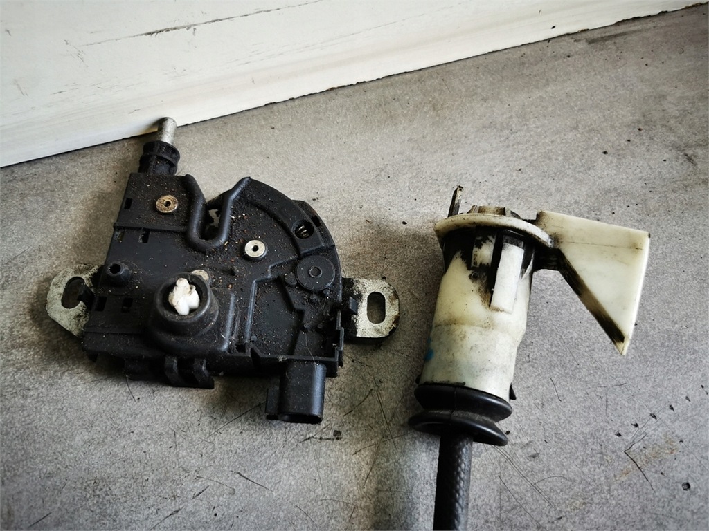 фото №5, Ford kuga mk1 замок капот + тяга