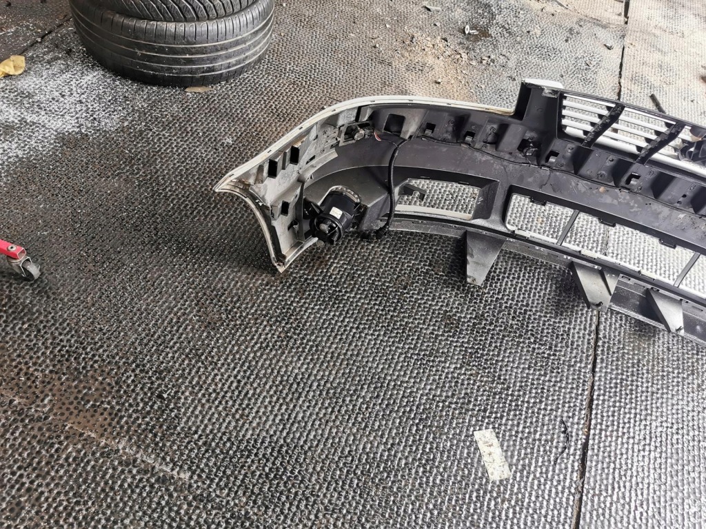 Бампер перед vw sharan mk2 00-09 lb7z pdc с Разборки