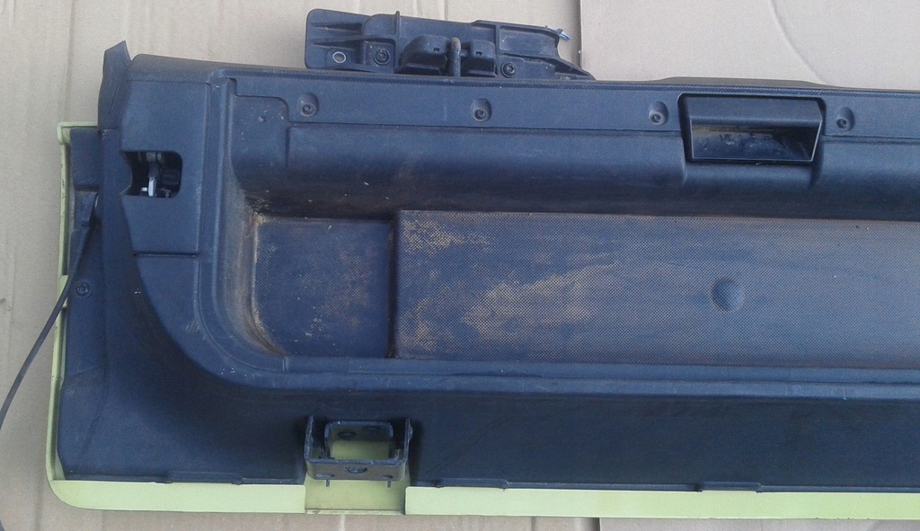 фото №6, Крышка багажника задняя задняя борт нижняя замок citroen c2 03-09