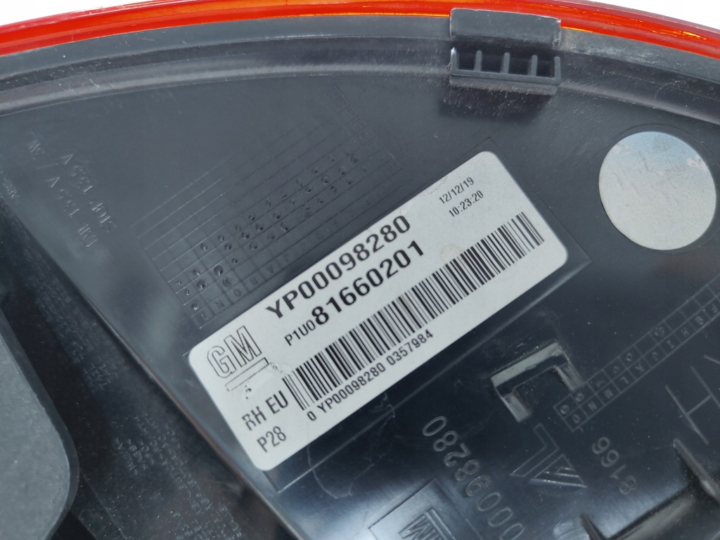 фото №7, Opel grandland x лампа задняя правая оригинал europa 17-21