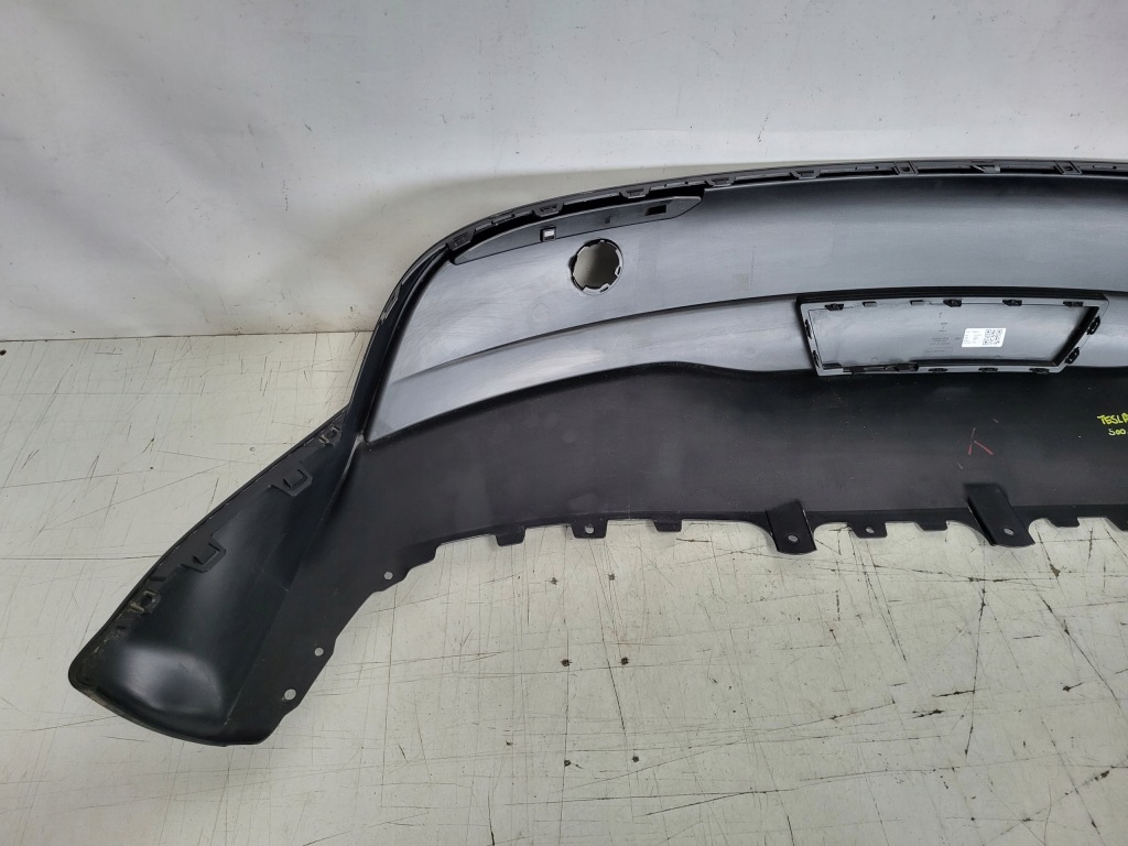 фото №9, Tesla model y 20- заглушка накладка дифузор бампера задня