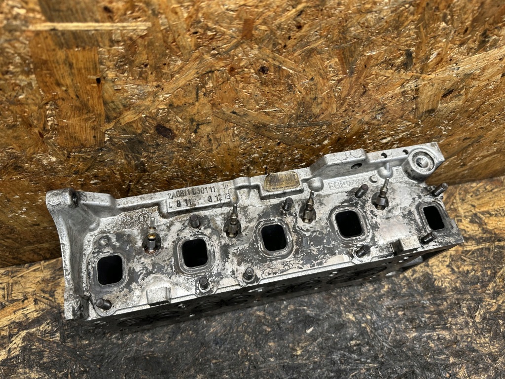 Головка комплектна 1.3 cdti z13dth 55188595 Зі Шроту