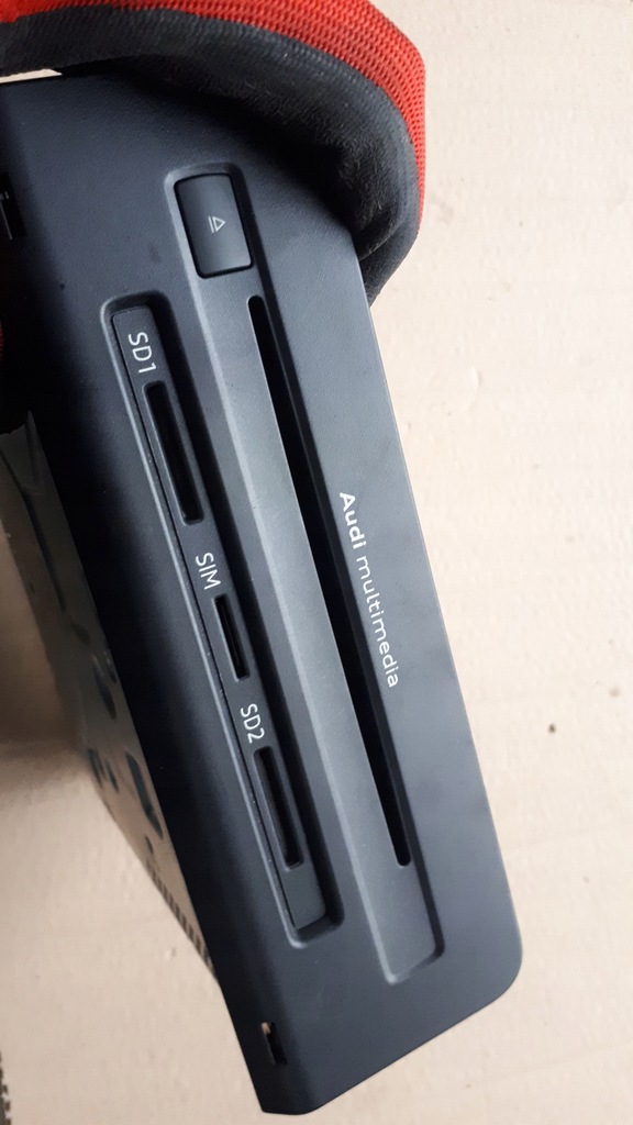 фото №9, A4 b9 8w мультимедиа считыватель sd navi 8w0035192b a5