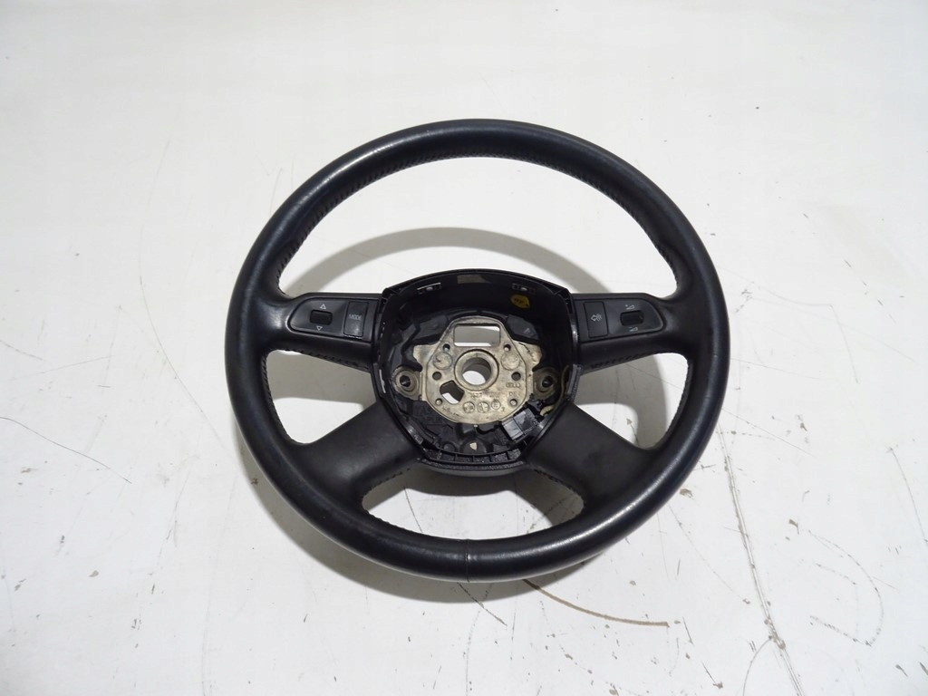 фото №1, Audi a6 c6 воздуховод мультифункция 4f0124