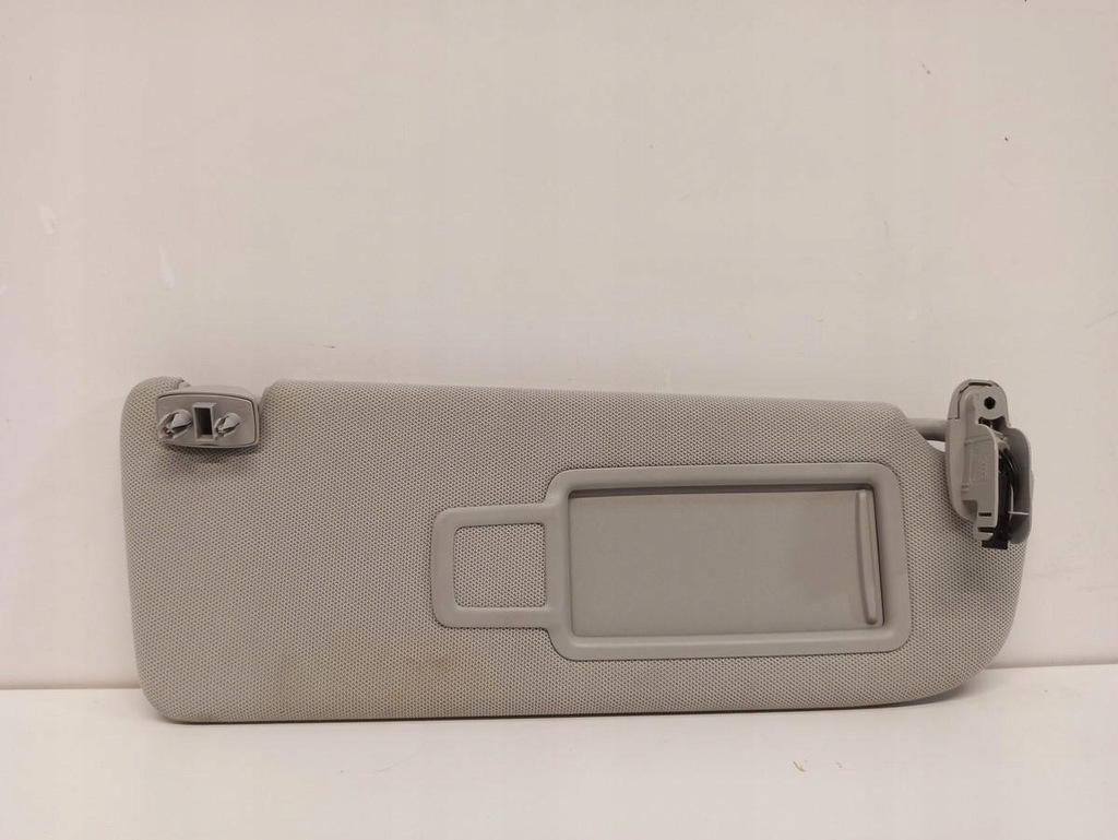 фото №1, Audi a8 d4 защита солнцезащитная 4h0857552