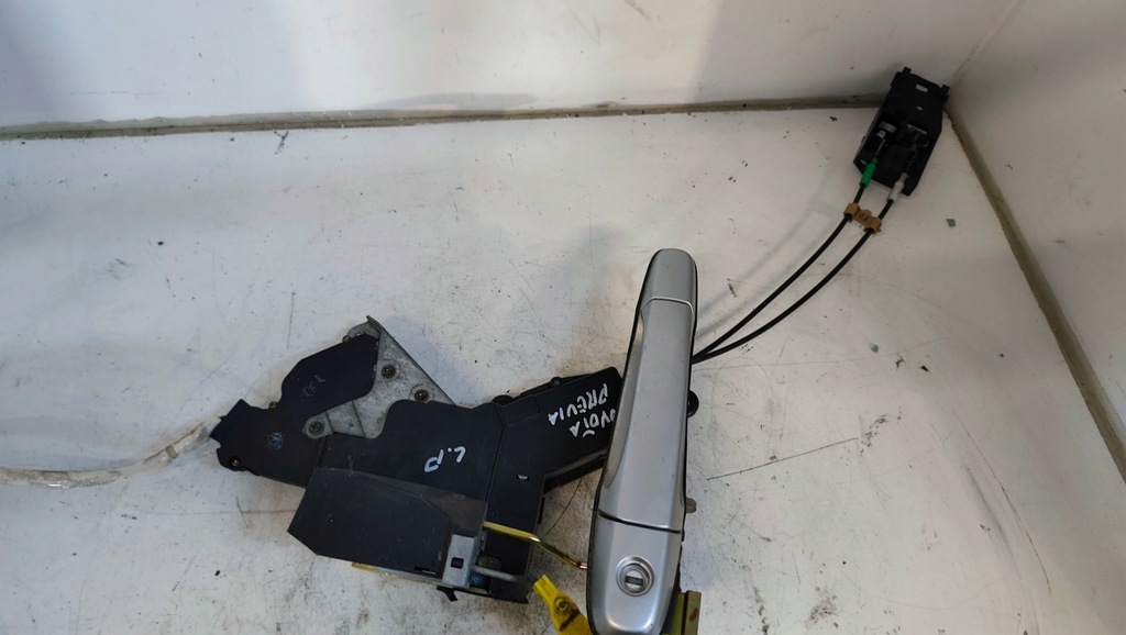 фото №1, Замок двері ручка лівий перед toyota previa