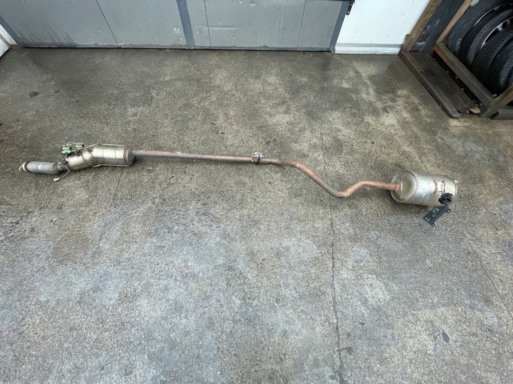 фото №1, Выхлоп гаситель renault kangoo iii 1.5 dci 203003670r