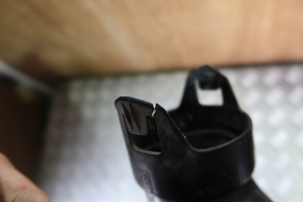 фото №10, Корпус фильтра воздуха citroen c4 75836818007