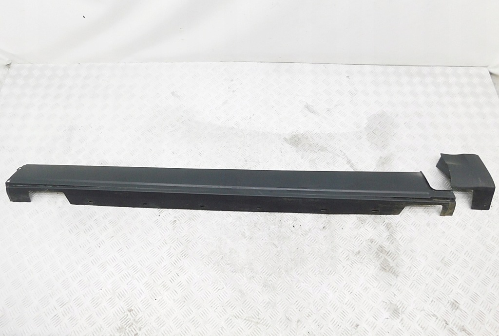 фото №1, Молдинг поріг права land rover discovery v l462