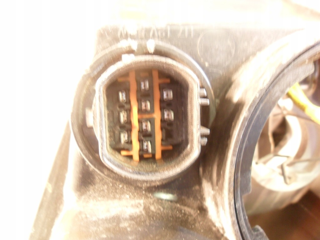 фото №16, Hyundai ix20 лампа правый перед 92102-1kxxx