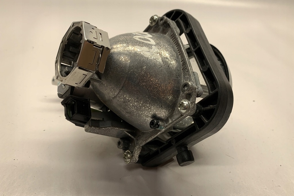 фото №9, Противотуманная фара левый передний chevrolet camaro 1305300 6.2l бензиновый 333kw 2018