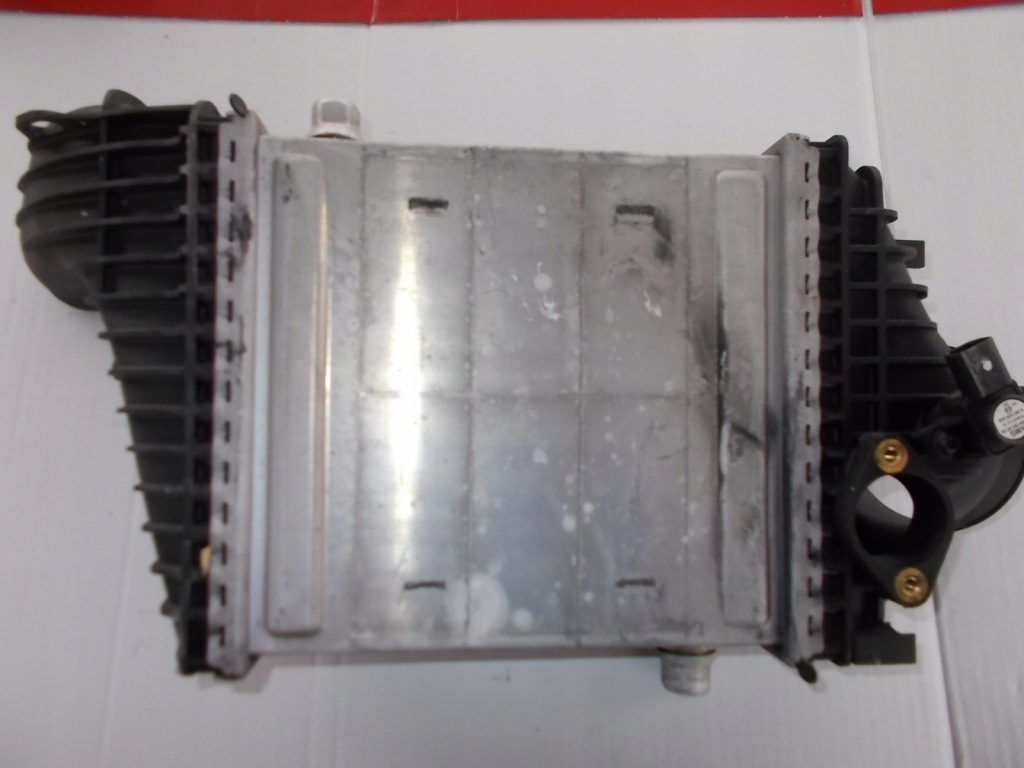 Купить Mercedes w176 a45 cla w117 amg интеркулер