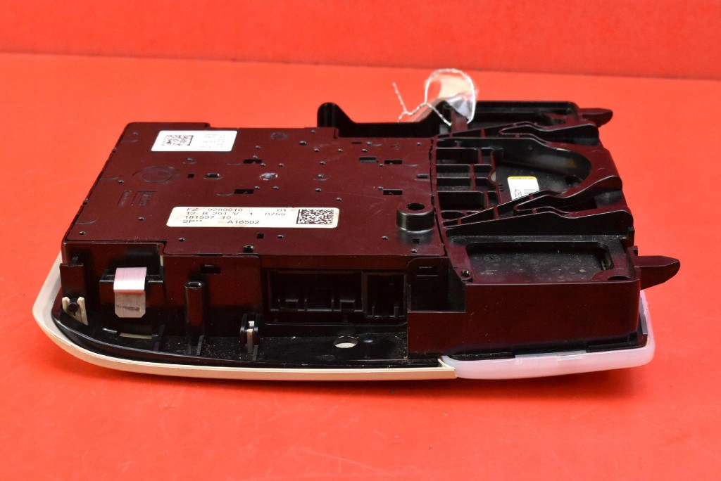 фото №5, Лампа освітлення салону перед 9289916 bmw f30 f31 11-16