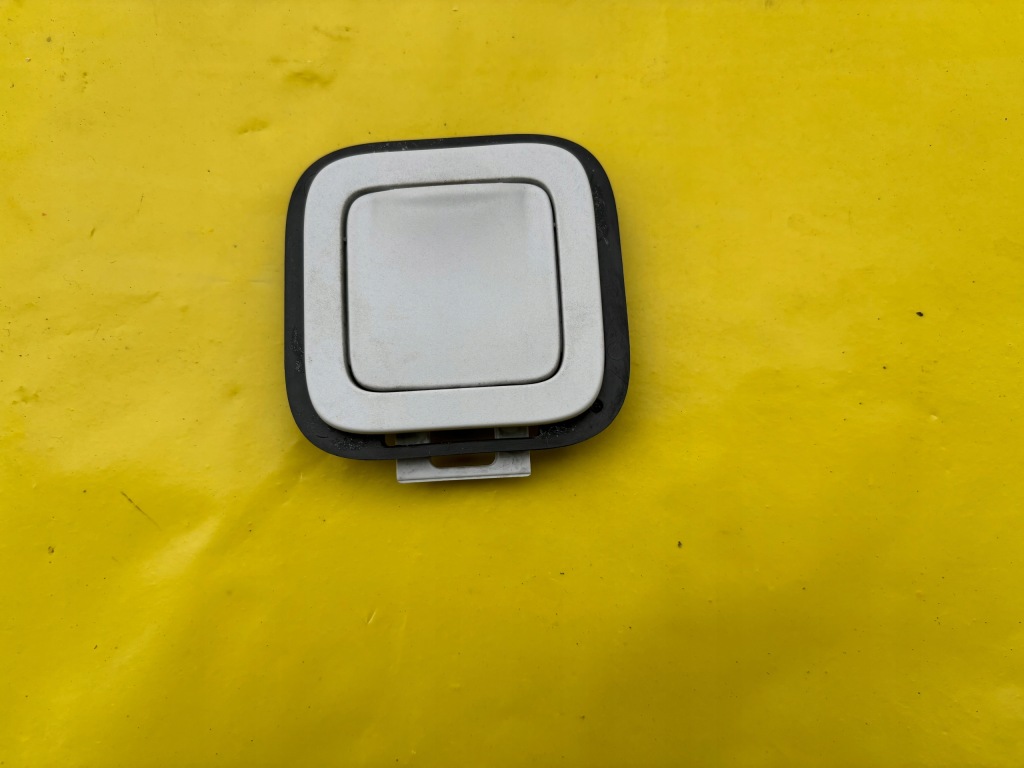 фото №1, Peugeot 308 t9 sw заглушка потолочный