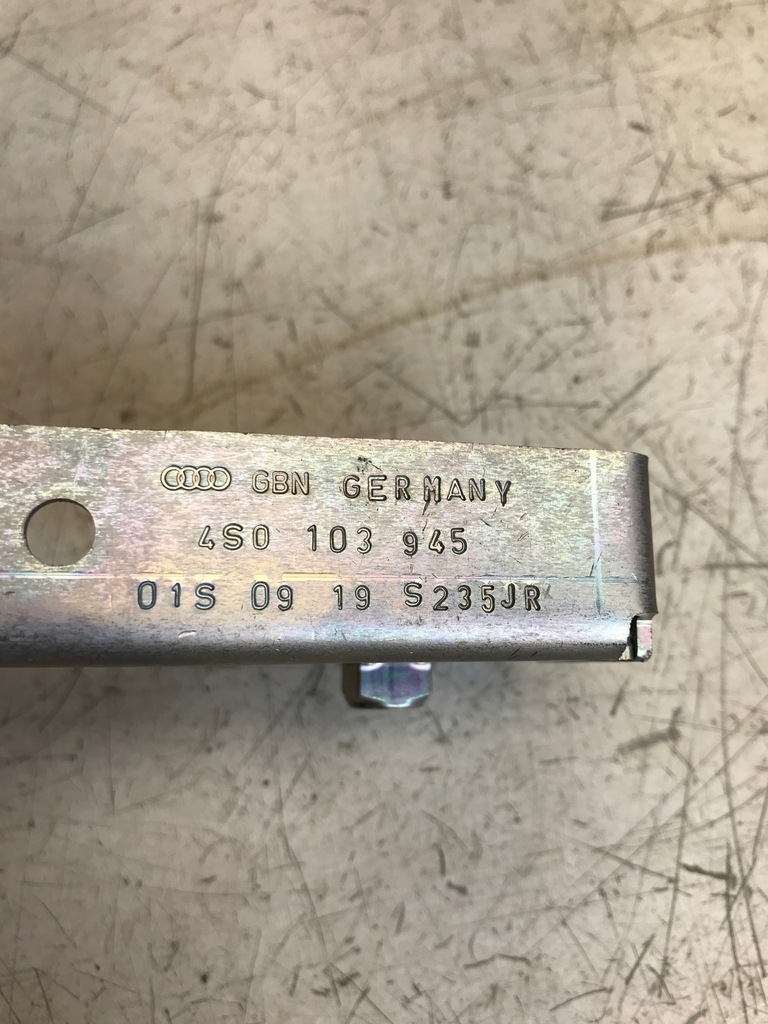 фото №4, Audi r8 plus 4s кронштейн кронштейн 4s0103945