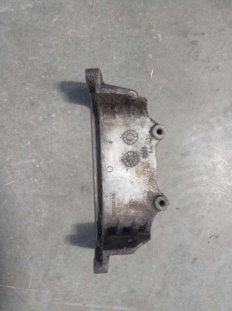 фото №1, Jeep cherokee kj 3.7 кронштейн двигателя