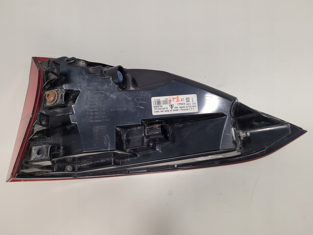 фото №11, Porsche cayenne 7p5 lift turbo лампа задняя задняя левая 7p5945207n 7p5945307p