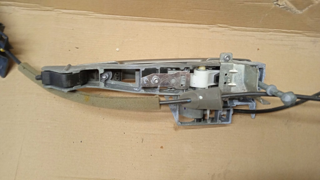 фото №6, Peugeot 3008 i ручка дверь замок перед левый evgc