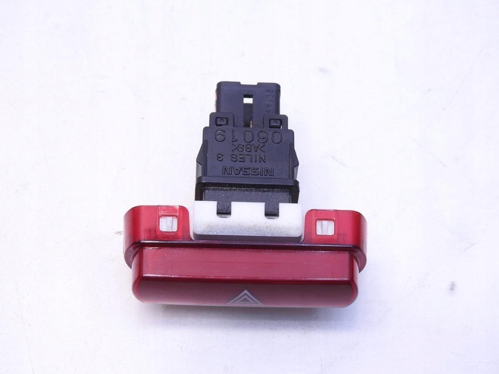 фото №2, Кнопка аварийных subaru forester iii