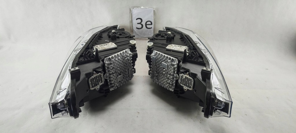 Купить Bmw f30 f31 рестайлинг  lci shadow line full led комплект левая правая