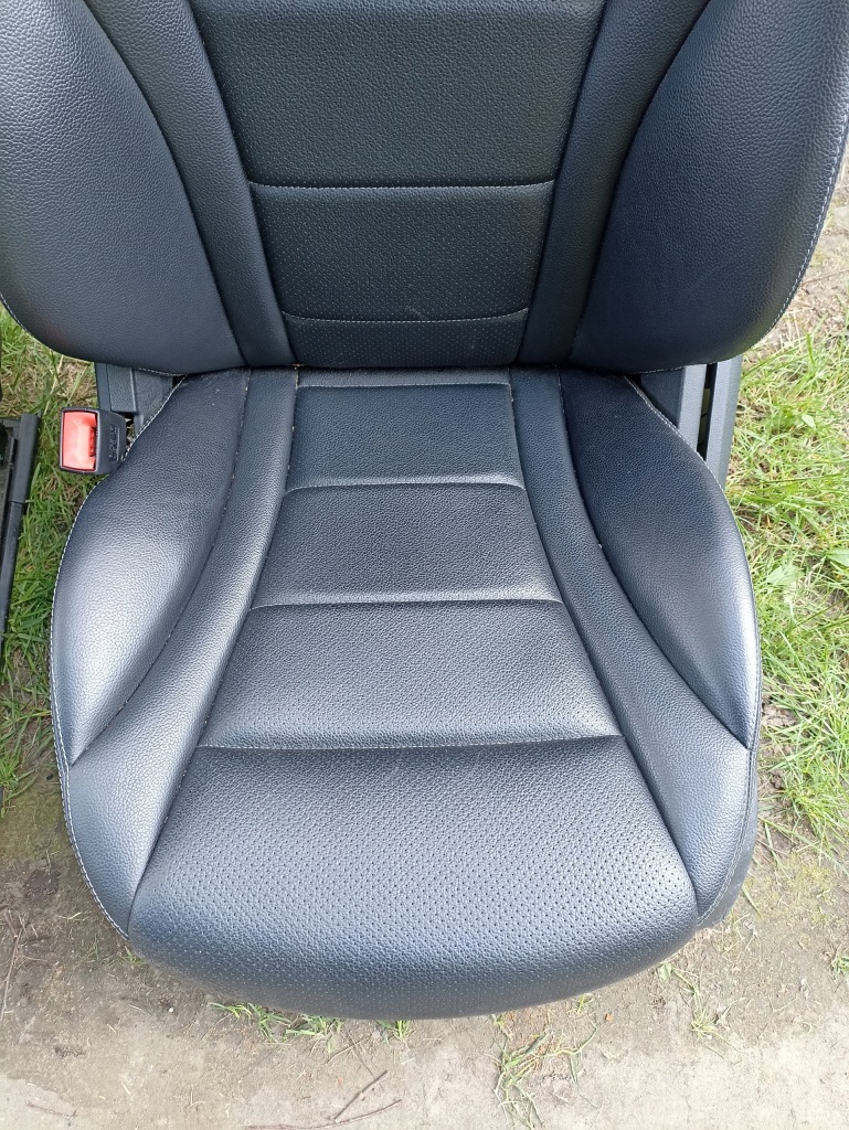 фото №7, Сидіння заднє сидіння шкіра комплект mercedes w205 c-klasa kombi uk