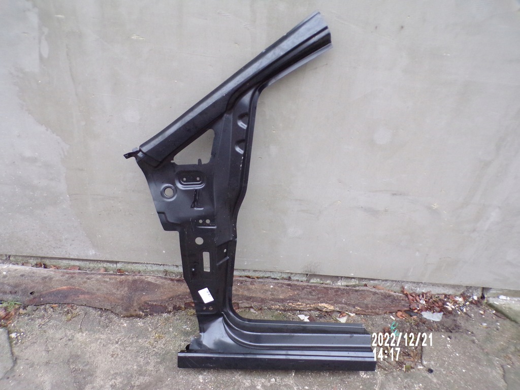 фото №1, Порог vw caddy 2k7 левый передний