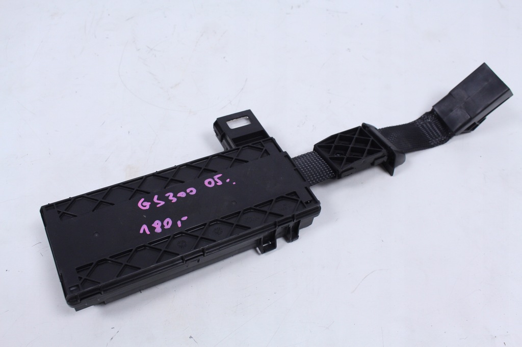 фото №3, Стрічка багажника lexus gs300 2005r.