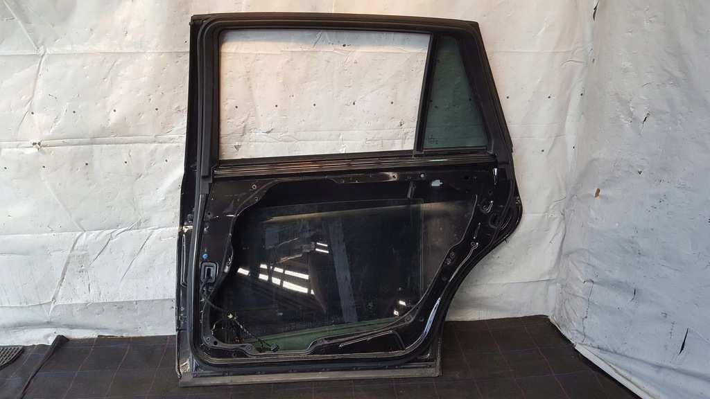 фото №10, Двері задня задні праве 197 mercedes w251 kombi