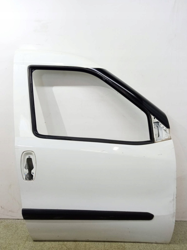 фото №1, Дверь правое перед белый lift fl fiat doblo ii 2009-