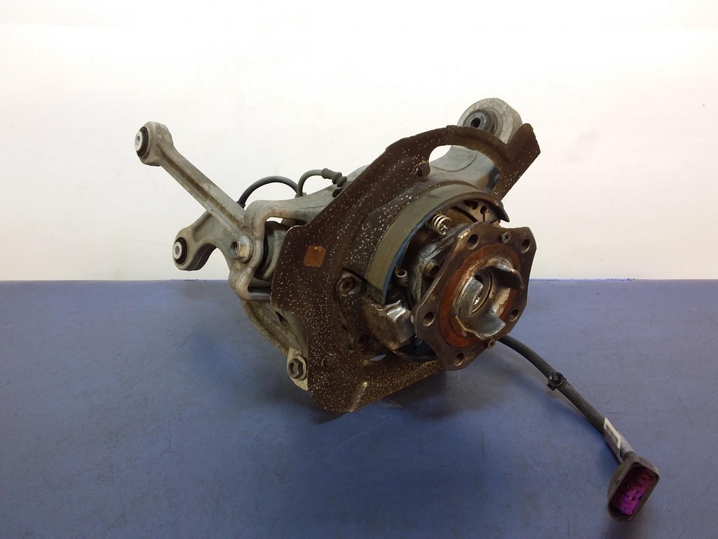 фото №1, Panamera 970 gts поворотный кулак ступица задняя правая