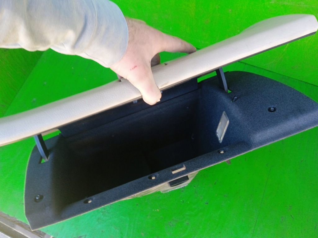 фото №3, Бардачок peugeot 407