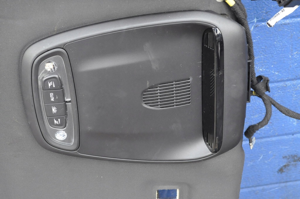 фото №10, Volvo v40 ii потолок потолок крыша 31403592