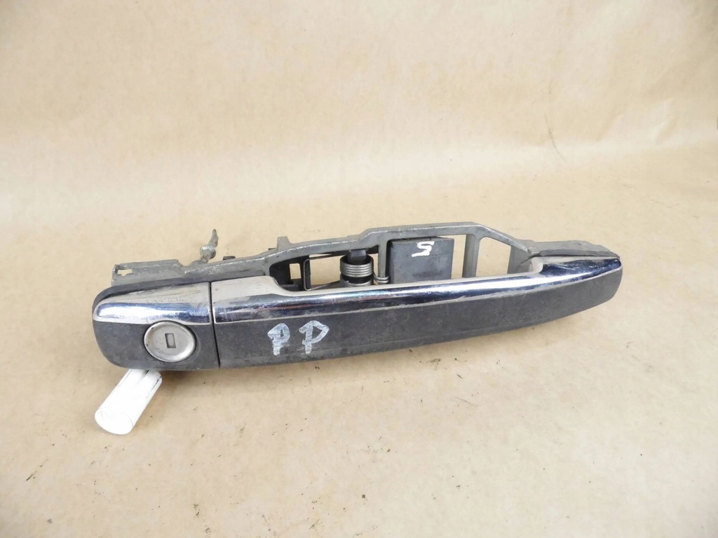 фото №1, Mercedes w202 ручка наружная правый перед