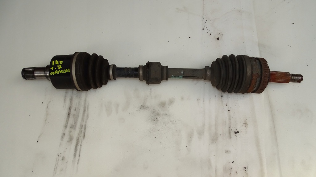 фото №1, Приводной вал левая hyundai i40 2011-2014 механическая коробка передач 1.7 crdi