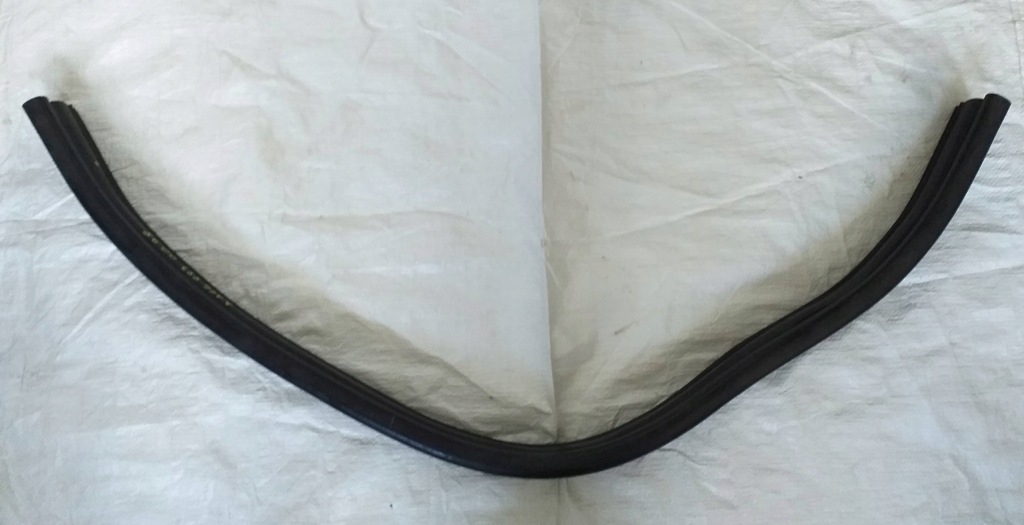 фото №1, Mercedes w166 прокладка капот задняя a1668870098