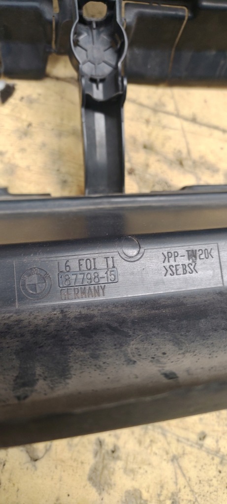 Bmw 7 f01 повітропровід повітря впуск 187798-15 Доставка