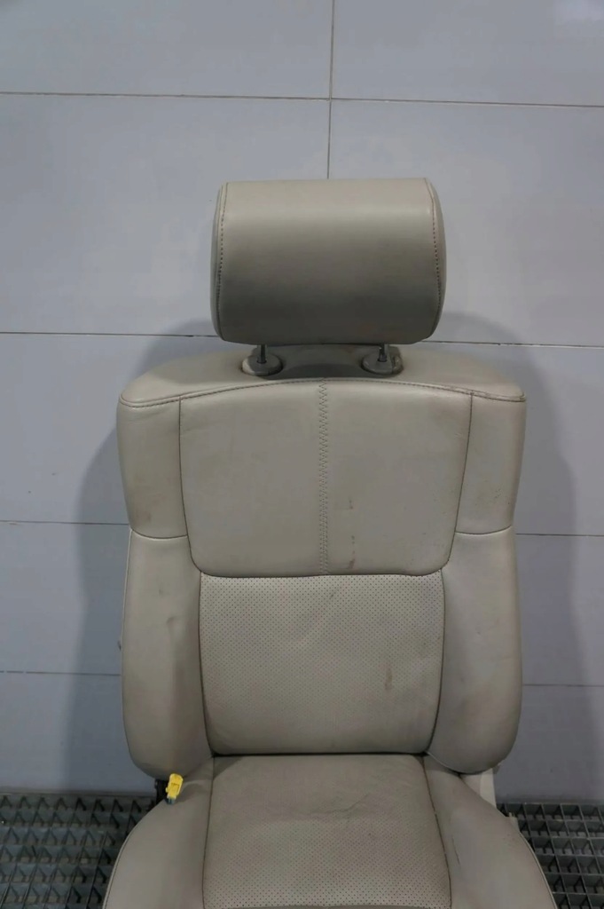 фото №7, Сиденье левый перед передний jeep commander xk кожа