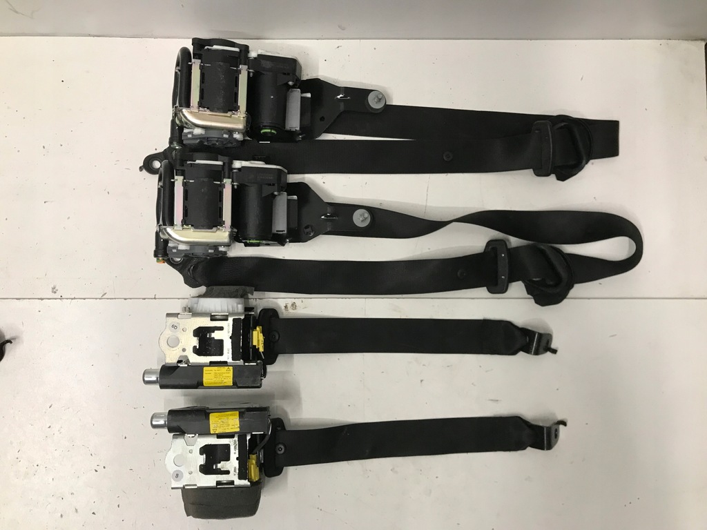 фото №1, Mercedes cls w218 w212 ремни безопасности 4x