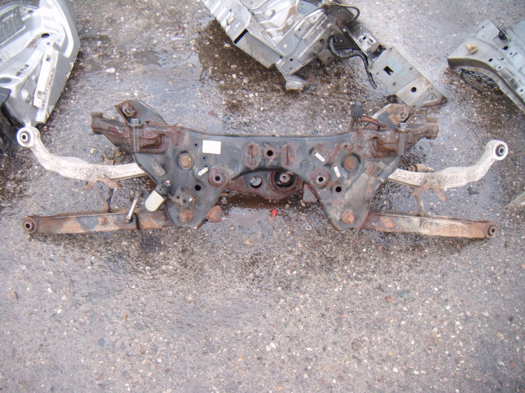 фото №1, Renault koleos 1 i 07- 2.0dci 4x4 подрамник подрамник балка задняя