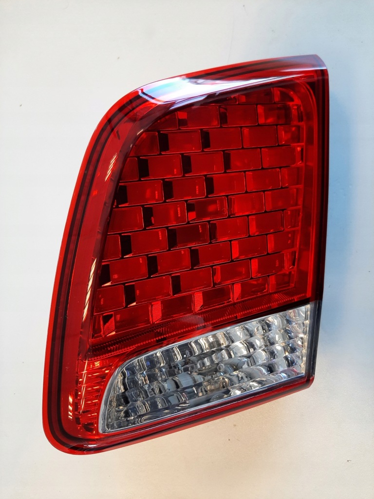 фото №1, Лампа задня оригінал kia sorento usa 924061u000