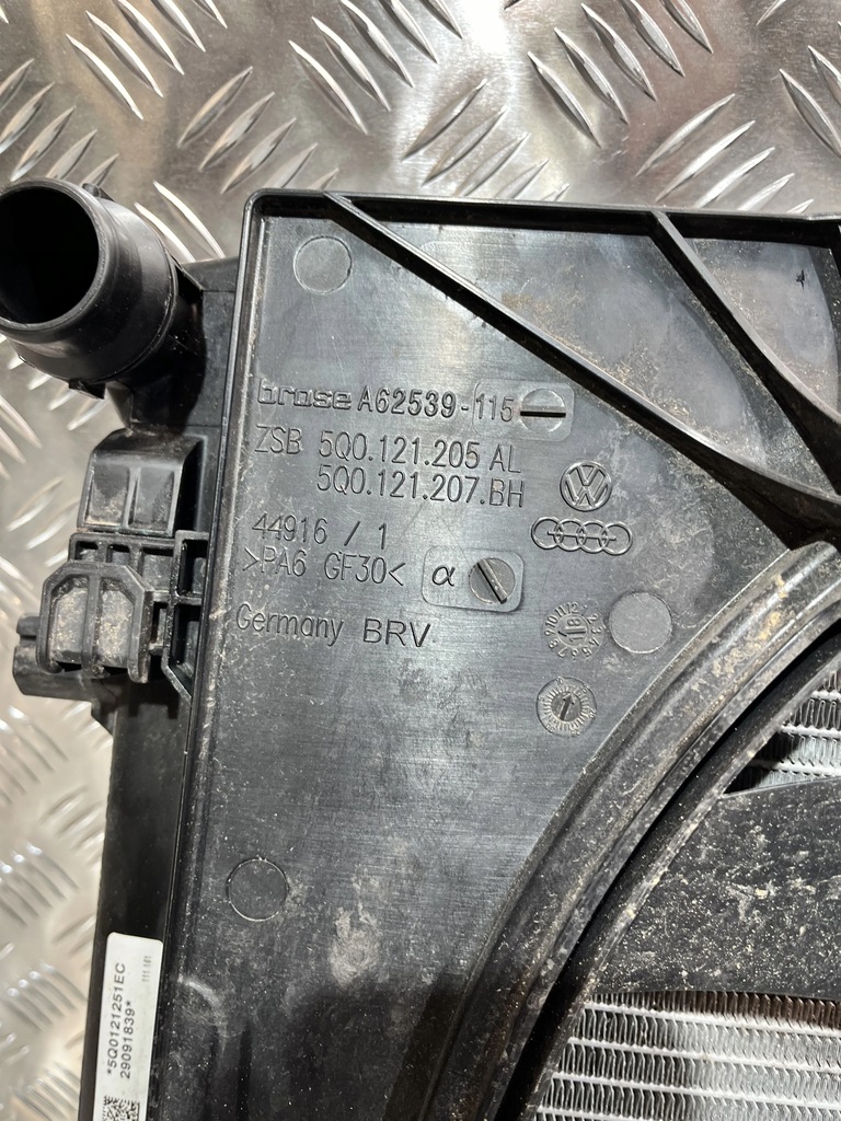 фото №4, Радиатор wody кондиционера вентилятор vw t-roc 17-